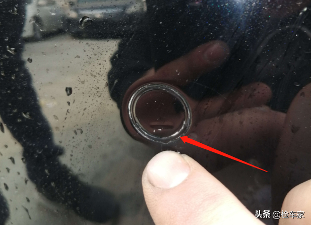 为啥奔驰S400L30万都没人买？网友：换块电池10万，爱得起伤不起
