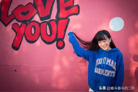 日本小樱街拍图图片