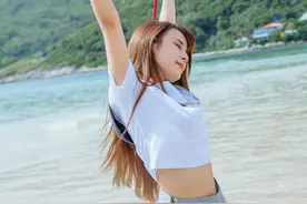 海边长发阳光美少女：乱世烽火不尽长安囚图片