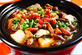 吃过臭豆腐算什么，你吃过臭豆腐煲吗？图片