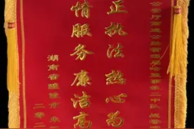 损失近20万！京哈高速一大车被追尾还没安行车记录仪？交警：责任划分要尊重事实！图片