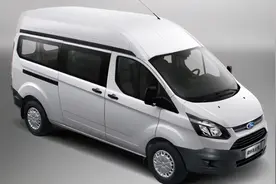 7座都不够用，还可以选什么车呢？图片