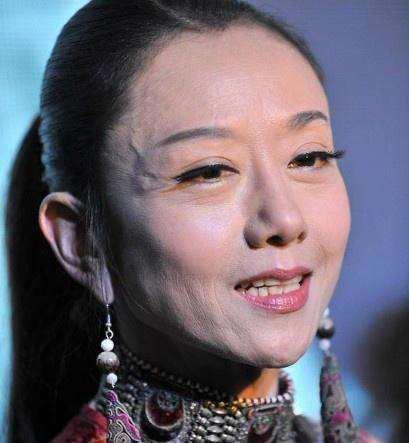 3岁学舞4岁登台如今却被杨丽萍放弃,小彩旗是自由了还是走歪了