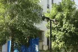 回龙观首部老楼加装电梯项目开工，今年还将计划开工10部图片