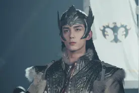 “母爱”已变质，弟弟成“老公”！养成系男星今昔对比图鉴图片