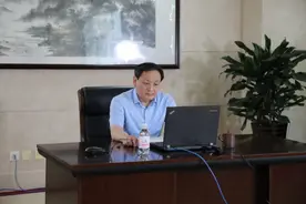 青岛中院党组书记、院长李方民为青岛大学师生作学术报告，讲述新时代的法治、司法与法官图片
