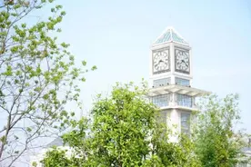 武汉"硬核"女学霸！斩获英国、香港2所名校offer，大学期间全科通过这一国际考试！图片