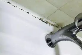 那些不会发霉的玻璃胶，最后都怎么样了？千万别被商家忽悠了图片