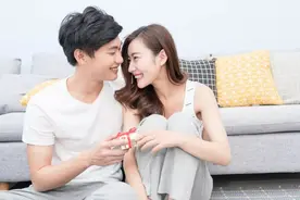 中国被忽视的1600万：那些嫁给男同性恋的女孩图片