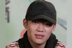 PGone凌晨发文：给全世界道歉，我不是人，我对不起全人类图片