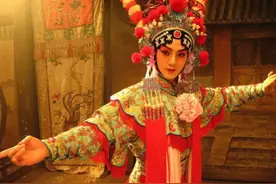 落寞的余少群：27岁靠梅兰芳一跃巅峰，却也成了禁锢他的牢笼图片