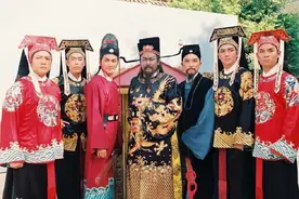 《包青天》：宋朝凤凰男陈世美被斩，我却觉得秦香莲输了图片