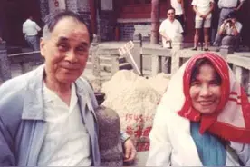 香港金融富豪，裸捐2000亿给国家，却不留一分钱给6个儿女图片