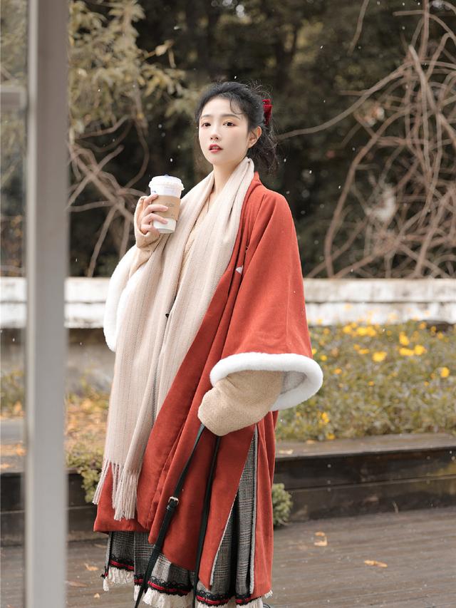 秋冬"简洁风"汉服穿搭,温顺文雅又气质,照着穿好感度满分