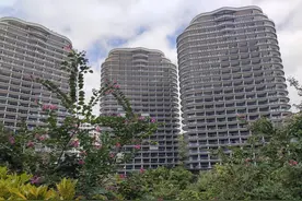去售楼处问置业顾问买房，都说卖完了，但实际上却还有房为什么？图片