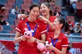 她是女排小团宠，农村户口的她入读名校，网友：符合招生标准吗？图片