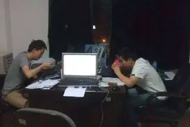 年轻人很拼，却也很养生！iRest带来的颈椎酥麻按摩图片