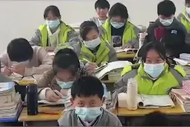 （视频）@太原人！女生期中考六科全班第一，老师：这个孩子比较自律图片