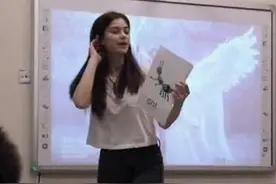 幼儿园女老师迅速走红网络，因为长得太美，接孩子的都是男家长图片