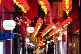 美图来了｜前门大街装点一新，年味儿十足图片