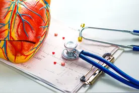 每37秒就有1人死于心梗？医生提醒：胸痛时，3件事情不要做图片