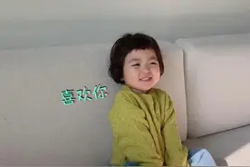 表情包：建议你早点喜欢我，免得虚度光阴。图片