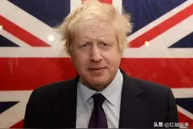 英国第一夫人罕见遛娃！扎起丸子头好少女，父子“小卷毛”抢镜了图片