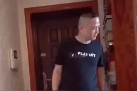 操碎心！浙江一女生化妆准备出门玩，爸爸看见后坐立不安疯狂提问图片