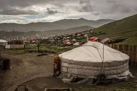 内蒙人是如何看待外蒙的？即便都有着蒙古包，但差异也很大图片