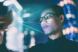 手机被“秒解锁”！让人爱恨交织的人脸识别技术还能用吗？图片