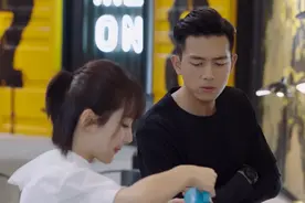 佟年买咖啡机花式表白，KK与SP即将对战半决赛图片