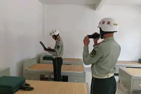 是谁啊？让兵哥见着都想绕道走…图片