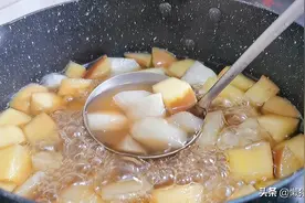 白萝卜跟梨一起煮水喝，作用真厉害，有孩子的一定要多煮这款汤水图片