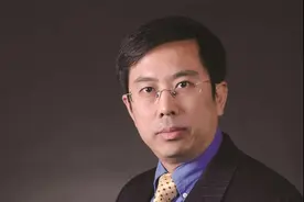 郑大一附院消化病院院长刘冰熔：不负韶华，勤于探索为疾患；时不我待，勇于创新报家国图片