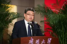 重磅！他放弃高薪毅然回国，带领团队成功研发重组新冠疫苗，引发全球关注！图片
