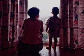 “凭啥姥姥带我，老了却让奶奶享福”，截胡式养老，戳中家庭痛点图片