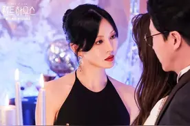 揭秘韩国上流社会的《顶楼》，三位女主的穿搭比剧情更吸睛（下）图片