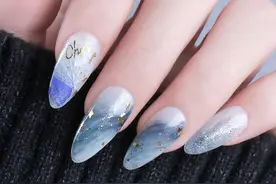 美甲甲片怎么贴？这样方便又快捷图片