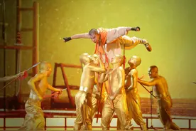 男儿当自强 少林功夫秀燃爆《百变达人》现场图片