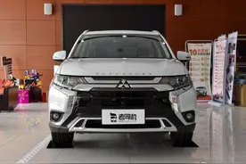 自动挡+四驱，大空间的日系SUV，实拍三菱欧蓝德图片