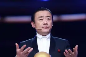确诊超347万，在美定居的周立波发长文洗白，网友：想回国了？图片