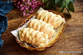 蒸馒头用开水还是冷水？北方人教你一招，蒸好的馒头放3天也不硬图片