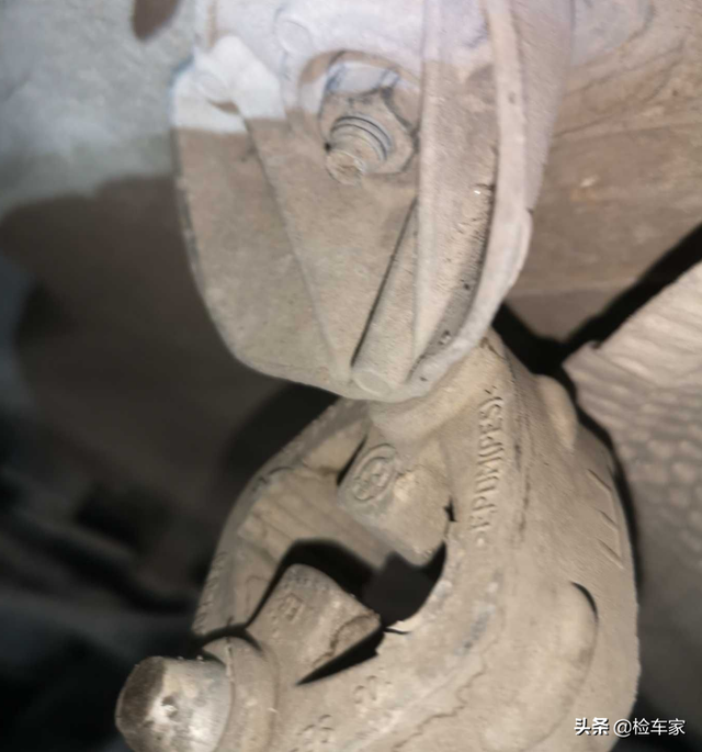 12万8买辆二手车宝马，发现曾被追尾！想退车竟要损失1万5？