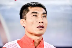 队长+助教+总经理，郑智身兼四职成史上第一人，他早该顶替菜卡图片