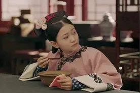 延禧攻略｜有毒的珍珠丸、荔枝茶话会上的白雪红梅、吉祥的面条图片