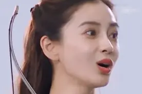 《奔跑吧》开播，蔡徐坤对baby越来越亲昵，不叫姐直接喊名字图片