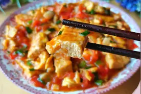 西红柿+冻豆腐这样做，酸香可口，特别下饭，不光好吃还能减肥图片