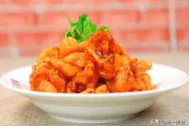 吃一口就上瘾的锅包肉，学会在家做，酸甜香酥，味道丝毫不输饭店图片