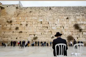 马云、马化腾、刘强东、雷军背后的大佬，曾预测小米市值超千亿图片