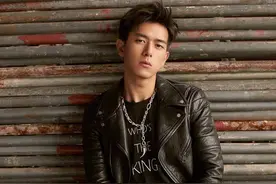李现的多变穿衣风格，可型男帅气可软萌可爱！图片